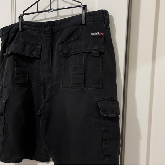 Quicksilver Black Cargo Shorts - Picture 7 of 11